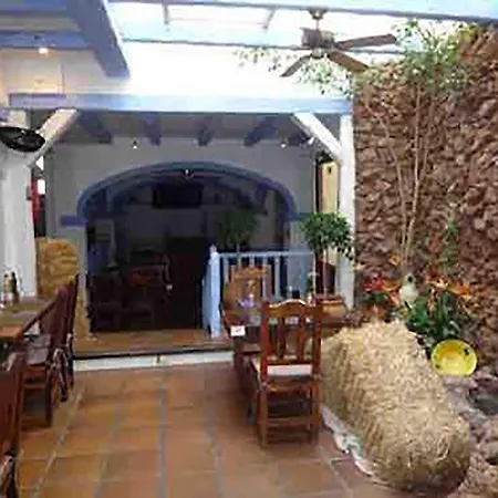 Pepe Mesa Apartamento *