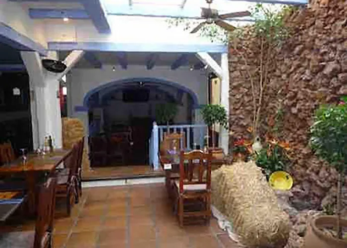 Pepe Mesa Apartamento *