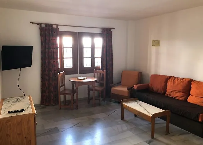 Pepe Mesa Apartamento Nerja