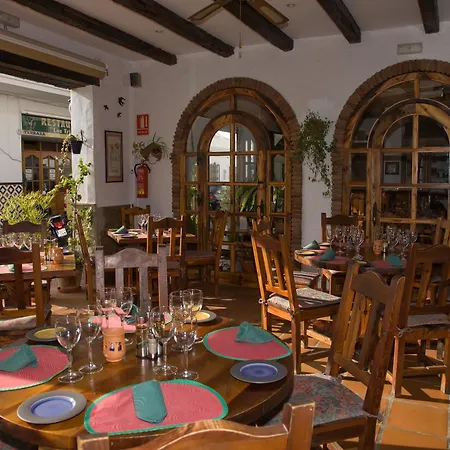 Pepe Mesa Appartamento Nerja